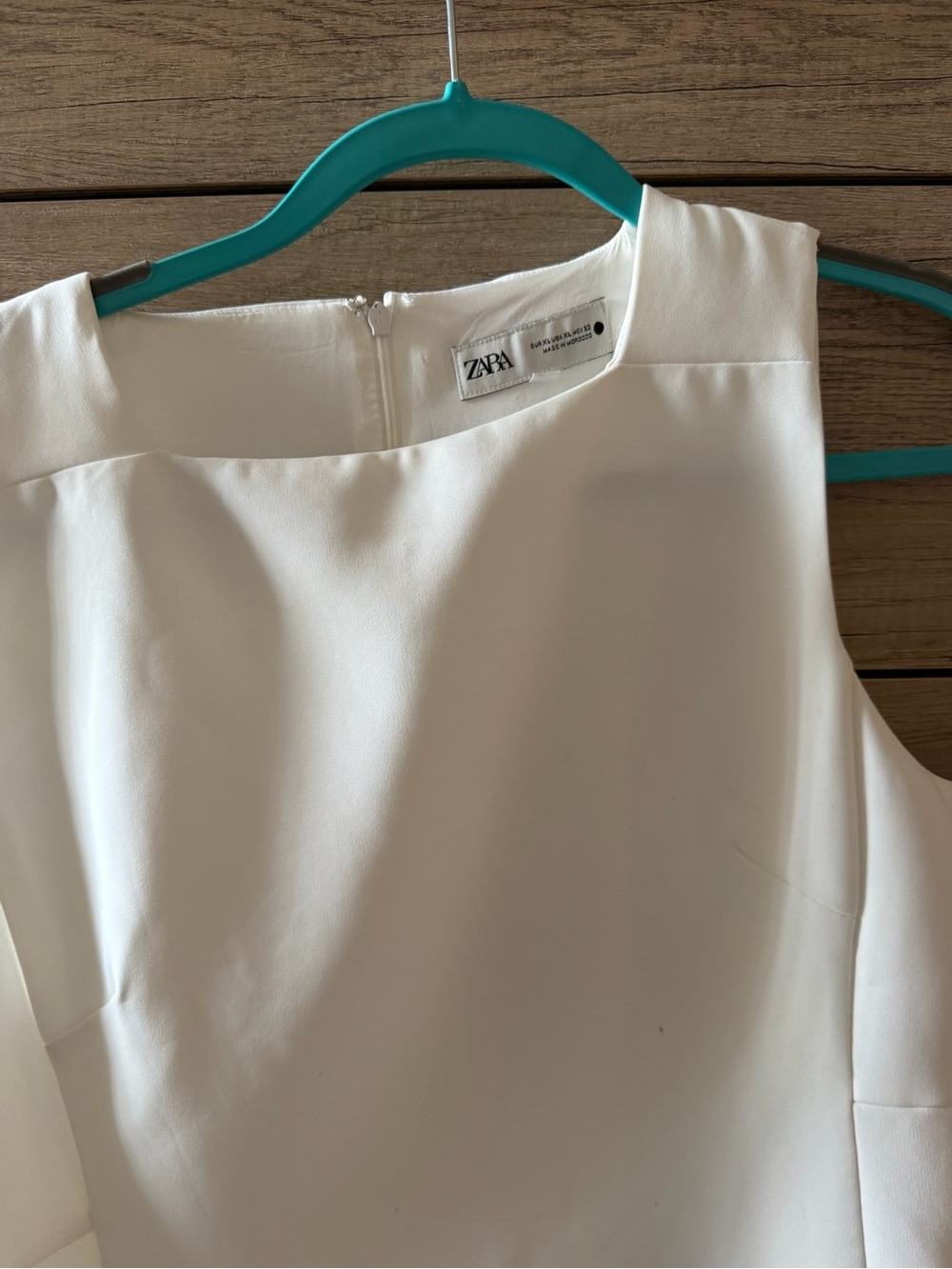 Zara Cream Sleeveless Mini Shift Dress - Picture 2 of 3